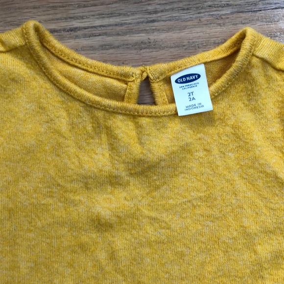 Old Navy Ruffle Bottom Sweater - Picture 2 of 5